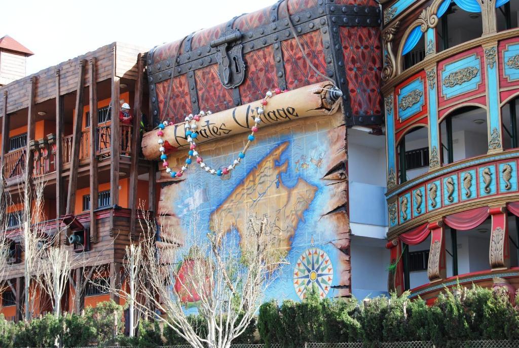 Pirates Village سانتا بونسا المظهر الخارجي الصورة